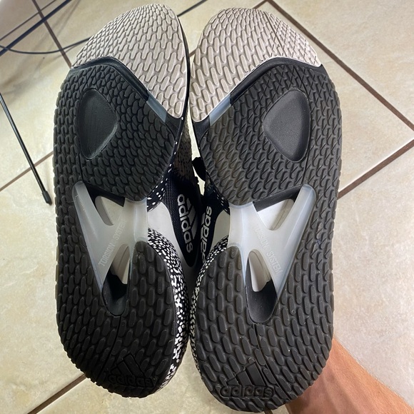 Adidas Mens Alphatorsion Running Shoes Black White FV6140 Lace Up Low Top 11 - Picture 5 of 11